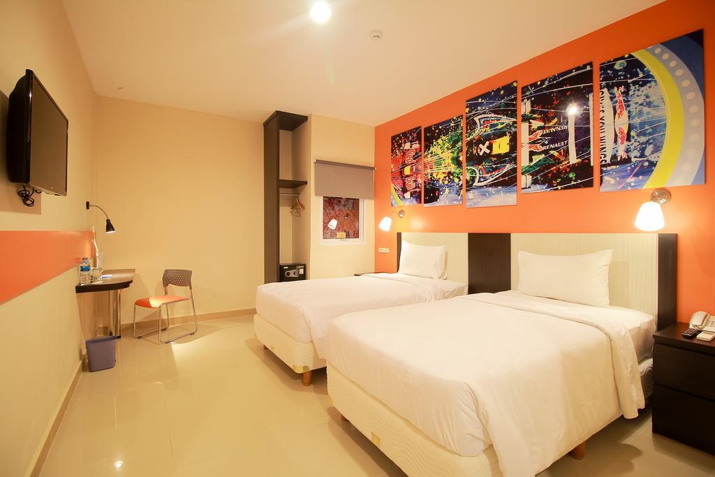 Sinar Sport Hotel Bengkulu Exterior photo